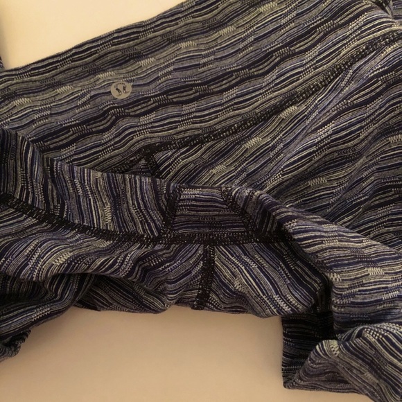 LULULEMON 🍋 -wunder under- size 8 - Picture 4 of 4